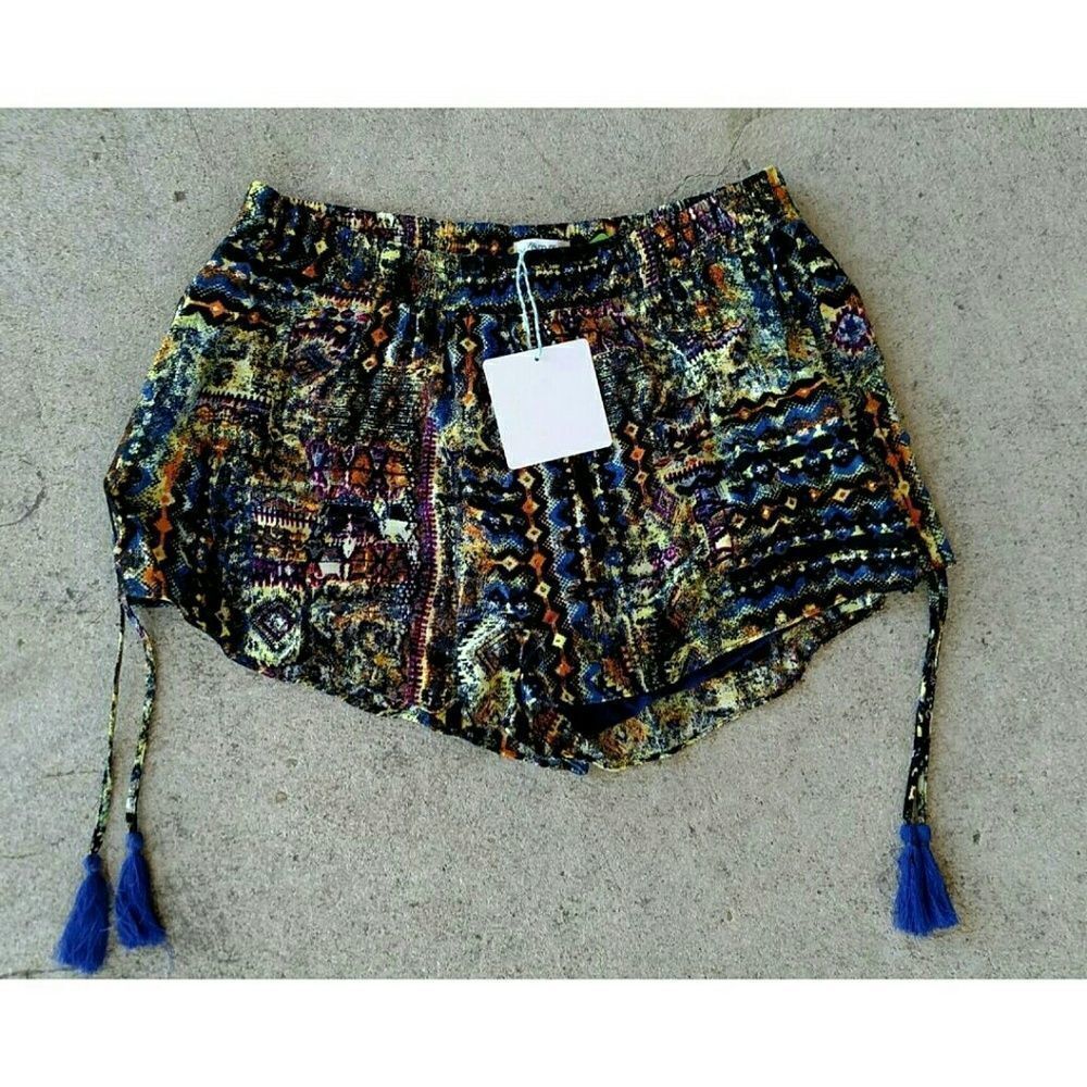 NWT Umgee tassel shorts. Small